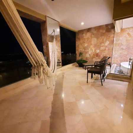 Suites At Garza Blanca Preserve Resort & Spa Пуэрто-Вальярта Экстерьер фото